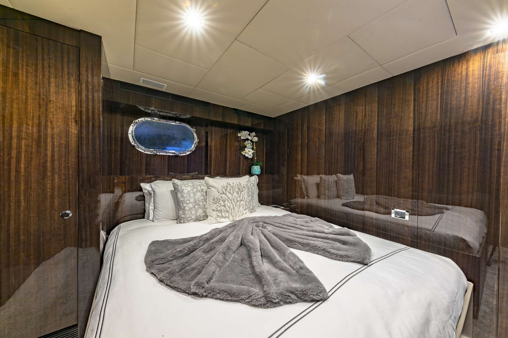 Second Lower Level Double Cabin